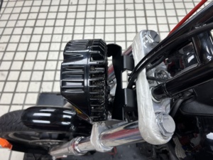 ชุดรองรับตัวยึดโคมไฟบนรถจักรยานยนต์สำหรับ Harley Dyna Street Bob Sportster Baja LP9 Pro รุ่น - Product Image 6