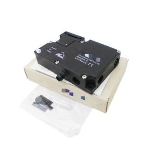 Nuevo Controlador Lógico Programable (PLC) Original Listo para Usar 161R AZM161ZST1-ASR 101209107 para Automatización Industrial en Almacenes - Product Image 1