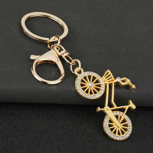 Porte-clés Vélo en Strass - Breloque Scintillante en Cristal pour Vélo, Alliage Or et Argent, pour <span class=keywords><strong>Cyclistes</strong></span> et Décoration <span class=keywords><strong>de</strong></span> Sac - Product Image 3