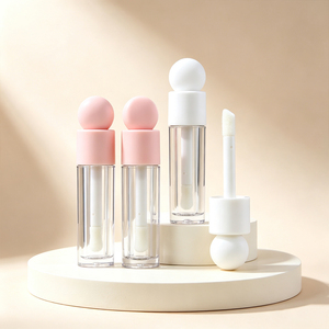 Emballage personnalisé pour gloss à lèvres avec logo, 3,5 g, 5 g, mini tube vide pour gloss à lèvres, conteneur transparent pour gloss à lèvres avec un joli bouchon en forme de cœur - Product Image 1