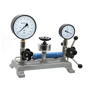 600 Bar Manual Controller Pressure Calibrators Handheld Pump Calibration Gauge For Pressure Transmitter Pressure Gauge