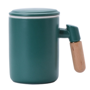 Juego de Tazas de Cerámica Estilo Nórdico con Asa de Madera y Colador de Té, Regalo para Oficina - Product Image 5