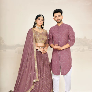 Ce magnifique combo assorti de Lehenga pour homme et femme pour couple de présentation pour la saison des festivals - Product Image 1