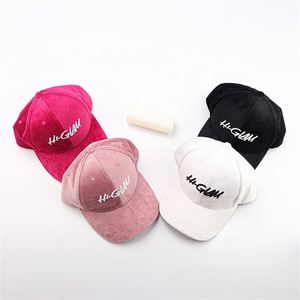Casquette de baseball en velours de haute qualité avec logo brodé personnalisé, doublure en satin, casquette de sport - Product Image 5