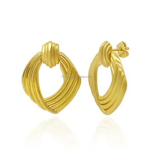 Usine de vente en gros de boucles d'oreilles en laiton plaqué or 18 ct pour femme fille cadeau bijoux de mode personnalisés disponibles