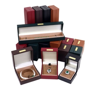 Boîte à bijoux en cuir PU de haute qualité avec étiquette dorée pour ensemble de pendentifs, bracelets et bagues, vente en gros, boîte à bijoux personnalisée avec logo - Product Image 4