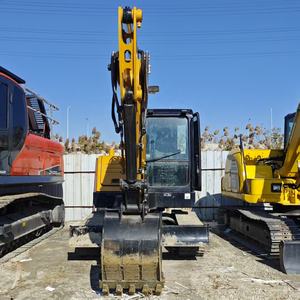 Excavatrice hydraulique compacte Sany SY60C - Moteur puissant et économe en carburant pour les travaux municipaux - Product Image 1