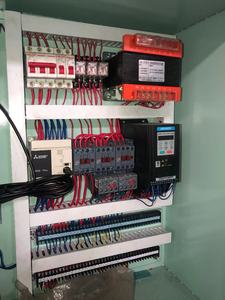 Thiết bị xử lý bề mặt kính hiệu suất cao Máy phun cát kính công nghiệp tự động - Product Image 5