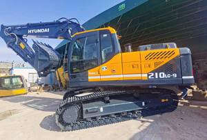 <b>Used</b> Hyundai 210-9 Hydraulic Excavator in Excellent Condition 21 Ton <b>Machine</b> Korea Core Gear Components Motor Engine for Sale - Product Image 6