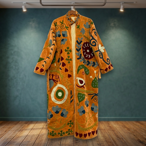 Manteau long en velours orange brodé à la main, de luxe, de style traditionnel ouzbek Suzani, à motifs floraux bohèmes, pour femmes, hiver - Product Image 5