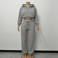 Ensemble coordonné sweat à capuche et pantalon gris anthracite uni, personnalisable avec logo, en coton et élasthanne, tenue décontractée pour femme, style streetwear, automne