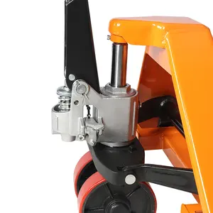 Mão Pallet Truck Lifter on Sale Entregando Pallet Light Truck 2.5ton Fácil Operação Mão Hidráulica Pallet Jack Fornecedor