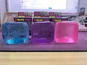 Nee Dohh Nice Cube, Juguete Antiestrés Súper Sólido y Blandito - <span class=keywords><strong>Cubo</strong></span> Sensorial para Niños y Adultos, 2.25 Pulgadas - Product Image 6
