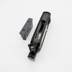 Caméra d'action panoramique Insta360 X5 avec cadre de protection en aluminium et métal de haute qualité, extension de griffe porte-accessoire et étui de protection - Product Image 3