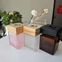 Diffuseur d'arômes haut de gamme, bouteille de 500 ml, forme cube, aromathérapie à domicile, flacon en verre pour parfum, désodorisant avec bouchon en bois