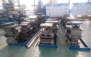 Fabbricazione di <span class=keywords><strong>stampi</strong></span> <span class=keywords><strong>per</strong></span> stampaggio progressivo in lamiera di qualità cinese, azienda di produzione di <span class=keywords><strong>stampi</strong></span> <span class=keywords><strong>per</strong></span> punzonatura - Product Image 4