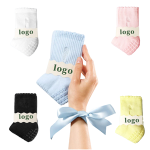 Seamless Non-slip Sports <b>Socks</b> Taiwan Made Three-fabric Blend Comfortable Anti-slip Gym <b>Running</b> Daily Activity <b>Socks</b> - Product Image 1