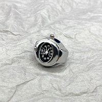 Jam Tangan Cincin Hiphop Retro Jam Tangan Cincin Oval Elastis Jam Tangan Uniseks Bergaya Sederhana Dial Kuarsa Y2K Hadiah Cincin Mini Perak