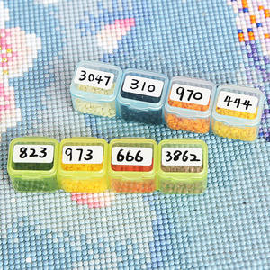 LS Papier imprimé autocollant de couleur pour la <span class=keywords><strong>peinture</strong></span> au diamant DMC447 Étiquette carrée Étiquette de point de croix <span class=keywords><strong>Numéro</strong></span> Lettre Autocollant Forme carrée - Product Image 3