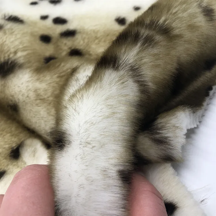 2021 new customized print fashion fake leopard faux fur fabric for coat polyester and acrylic