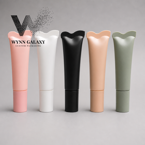 หลอดบีบลิปกลอส PE ขนาด 14 มล. ฝาแบบพลิกสัมผัสนุ่ม สำหรับบาล์ม น้ำมัน ทินท์ พร้อมหัวทา  บรรจุภัณฑ์แบบเติมได้  ผู้ผลิตพลาสติก - Product Image 5