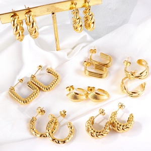 Pendientes de Aro Grandes y Elegantes de Acero Inoxidable con Baño de Oro de 18K para Mujer - Product Image 2