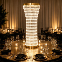 Lampe de table cylindrique de luxe en cristal avec cadre doré pour centre de table de mariage, banquet, salle à manger, événement, décoration de table