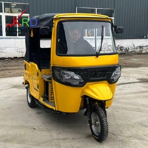 Tricycle à essence personnalisé avec couverture en <span class=keywords><strong>toile</strong></span> imperméable, <span class=keywords><strong>châssis</strong></span> stable <span class=keywords><strong>pour</strong></span> les trajets urbains de courte distance - Product Image 3
