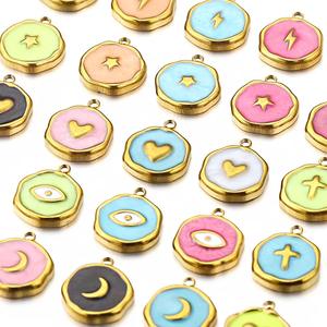 จี้สเตนเลสเคลือบรูปหัวใจดาวและดวงจันทร์ทำจากสเตนเลสแบบทำมือออกแบบได้ตามต้องการ - Product Image 5