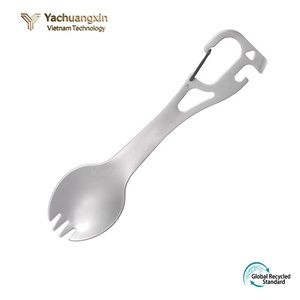 Fourchette-couteau multifonctionnelle en acier inoxydable pour l'extérieur avec ouvre-bouteille et mousqueton, couverts de camping portables - Product Image 2