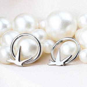 Yarasa şekilli arayüzü açılış kapanış burun Piercing takı mükemmel boyut günlük aşınma titanyum burun Piercing takı - Product Image 3