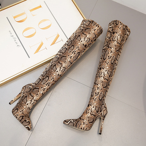 Botas de Tacón Alto 2024, Diseño Europeo y Estadounidense, por Encima de la Rodilla, con Estampado de Serpiente, Puntiagudas, Sexys y a la Moda - Product Image 6