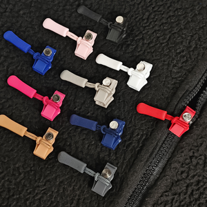 Outil de réparation de <span class=keywords><strong>curseur</strong></span> Zip de haute qualité accessoires de <span class=keywords><strong>fermeture</strong></span> <span class=keywords><strong>éclair</strong></span> universels tête de <span class=keywords><strong>fermeture</strong></span> <span class=keywords><strong>à</strong></span> glissière détachable remplacement de <span class=keywords><strong>fermeture</strong></span> <span class=keywords><strong>à</strong></span> glissière en plastique pour vêtements - Product Image 2