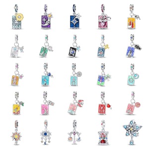Pendentif breloque en cuivre motif carte de tarot, bijou émaillé à suspendre DIY pour bracelet et collier, coloré, astrologie mystique, cadeau en gros - Product Image 1
