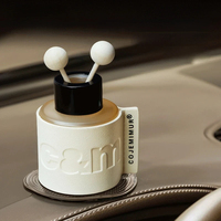 Diffuseur de voiture de luxe, parfum élégant pour voiture avec parfum longue durée, aromathérapie sans flamme, diffuseur d'huiles essentielles