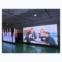 Miroir Led Écrans P1.875 Affiche Led Affichage 600x1687.5mm Épissage Sans Soudure Totem Led Numérique pour Restaurant Publicité
