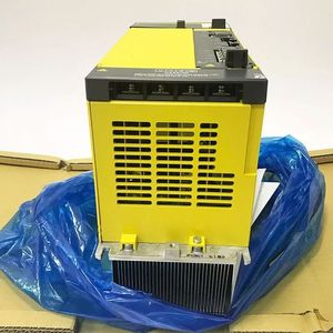Controlador Fanuc A06B-6250-H045, Controlador A06B-6136-H201, A06B-6079-H206, A06B-6117-H211, A06B-6117-H303, Módulo de Amplificadores de CA A06B-6250-H04 - Product Image 1