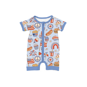 Pijama de Bebê Unissex Personalizado com Zíper Duplo e Manga Curta, Estampa Patriótica, em Bambu, para o Dia 4 de Julho - Product Image 2