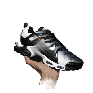Baskets de course pour hommes en daim noir intégral pour <span class=keywords><strong>Max</strong></span> <span class=keywords><strong>Plus</strong></span> <span class=keywords><strong>TN</strong></span>, respirantes, en maille, imprimé léopard, amortissantes, antidérapantes, pour le jogging et la gym - Product Image 3