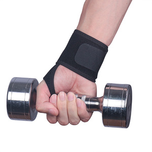 I cinturini da polso avvolge il supporto per la <span class=keywords><strong>mano</strong></span> a <span class=keywords><strong>destra</strong></span> regolabile per la <span class=keywords><strong>mano</strong></span> a <span class=keywords><strong>destra</strong></span> con stecca per la protezione sportiva per il <span class=keywords><strong>dolore</strong></span> al polso - Product Image 2