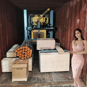 LA PLUS POPULAIRE Compresseur d'air Perceuse de puits d'eau sur chenilles en acier Perceuse de puits à petit alésage de 180m - Product Image 1