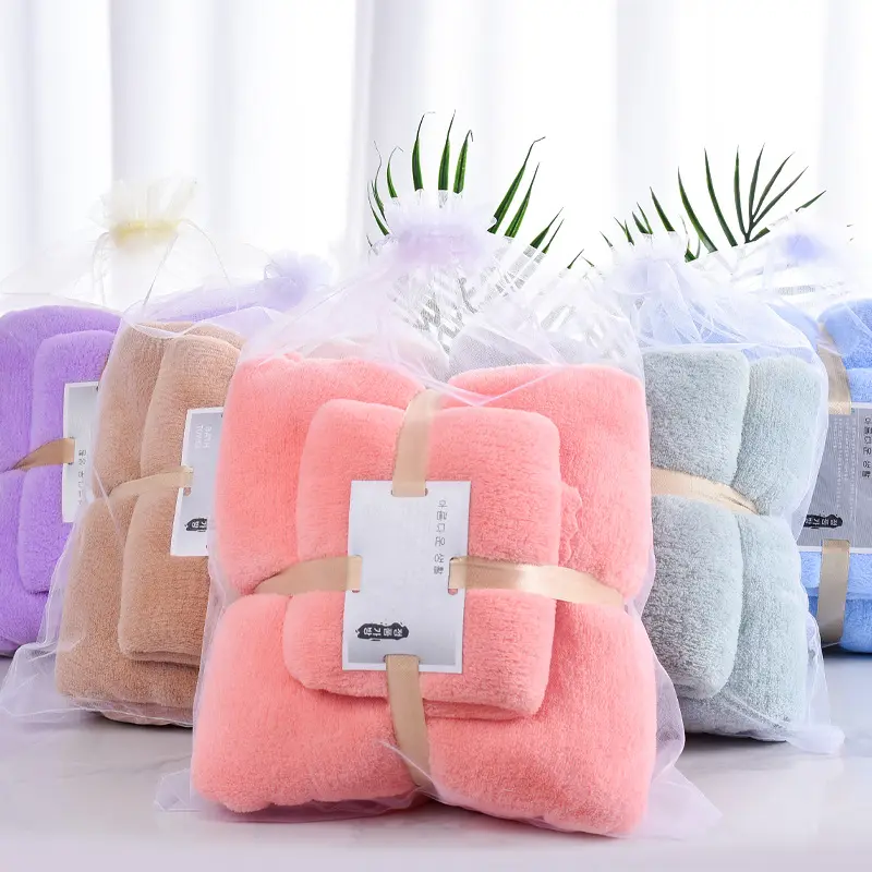 FS493 Offre Spéciale cadeaux de luxe pour femmes ensemble de serviettes de bain en microfibre et molleton corail super doux à séchage rapide pour la maison