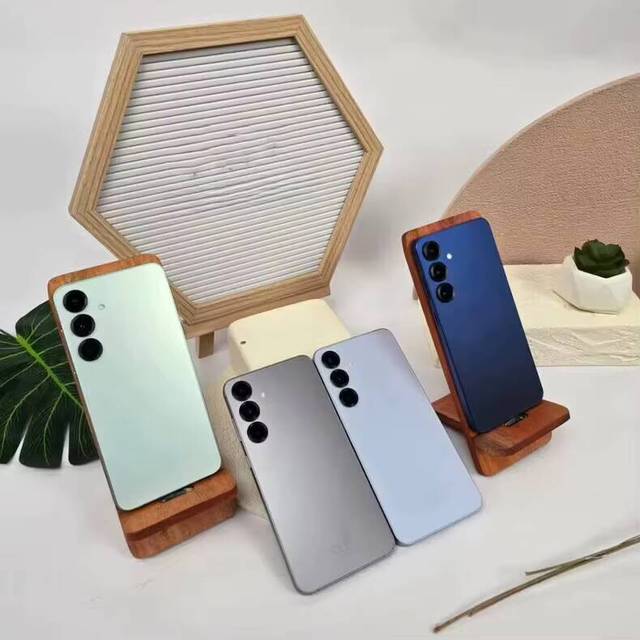 Wholesale 100% original S25plus 5G LTE smartphone, unlocked, 6.7inch AMOLED, 12GB RAM, octa-core CPU, 108MP rear camera, 8000mAh
