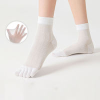 Chaussettes d'été personnalisées pour femmes à cinq doigts, en maille fine, en fibre de bambou, respirantes, anti-odeur et antibactériennes