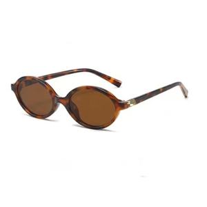 Popolari <span class=keywords><strong>Occhiali</strong></span> <span class=keywords><strong>da</strong></span> <span class=keywords><strong>Sole</strong></span> Vintage Letterari Leopardati Multicolore Disponibili in Fabbrica con Protezione UV400, Montatura Piccola Ovale di Design e Logo Personalizzato - Product Image 3