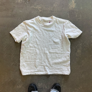 Camiseta Squirorkop Personalizada de Algodón Blanco para Hombre, Ligera, Lavada, 230gsm, Corte Cuadrado, Hombros Caídos, Estilo Urbano - Product Image 1