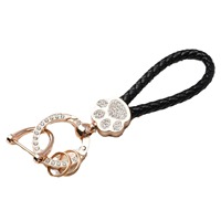 Nuevo Llavero de Aleación de Zinc con Incrustaciones de Diamantes en Forma de Garra de Oso, Colgante de Moda para Bolsos de Pareja, Regalos Creativos Personalizados