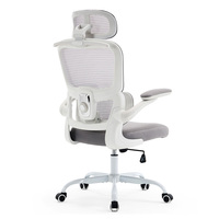 Chaise de bureau ergonomique moderne en maille blanche et grise, réglable, avec base métallique et accoudoirs relevables