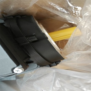 เครื่องพิมพ์ฉลากความร้อน Zebra ZD421t 203dpi อะไหล่อุตสาหกรรม - Product Image 1