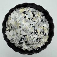 Revêtement en résine époxy à motif de mica muscovite, application de revêtement en mica, feuille de roche composite en pierre de mica, matériau de sol